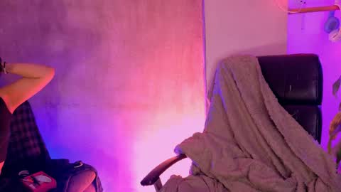 Snapshot of danita_veelz chatting on May 2026 01:10:02 AM danita_veelz online show from May 2026 01:10:02 AM