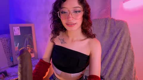 danita_veelz online show from June 2026 06:47:01 PM
