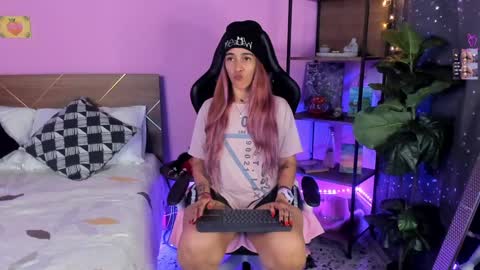 Snapshot of danna__castle chatting on January 2025 05:52:02 AM Dannacastle online show from January 2025 05:52:02 AM