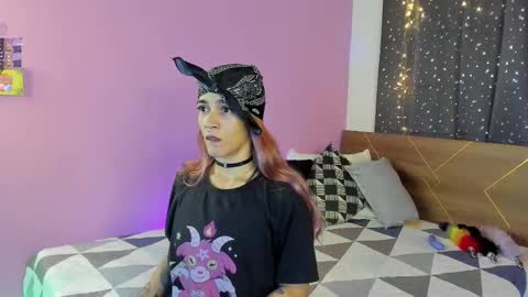 Snapshot of danna__castle chatting on February 2025 04:58:02 AM Dannacastle online show from February 2025 04:58:02 AM