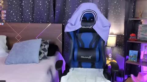 Snapshot of danna__castle chatting on February 2025 08:29:02 AM Dannacastle online show from February 2025 08:29:02 AM