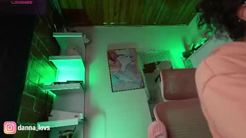 Danna Lovs online show from July 2026 11:02:01 AM