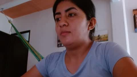 Danna online show from February 2025 09:01:01 PM