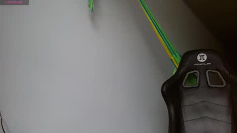 Danna online show from October 2025 08:52:01 PM