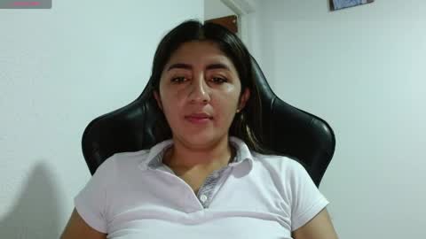 Danna online show from May 2026 12:16:02 AM