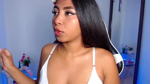 Danna online show from December 2024 05:40:01 PM