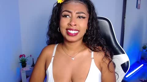 Danna online show from February 2025 03:52:01 PM