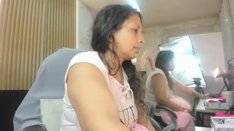 danna_sg online show from July 2026 09:28:02 PM