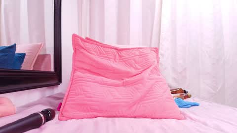 Snapshot of dannaberlin chatting on January 2025 10:07:02 PM Danna Berlin online show from January 2025 10:07:02 PM