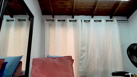 Snapshot of dannaberlin chatting on February 2025 07:23:02 PM Danna Berlin online show from February 2025 07:23:02 PM