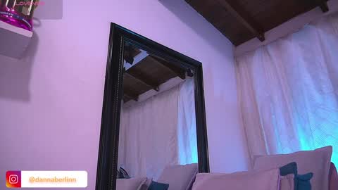 Snapshot of dannaberlin chatting on September 2025 07:24:02 PM Danna Berlin online show from September 2025 07:24:02 PM