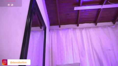 Snapshot of dannaberlin chatting on September 2025 07:25:02 PM Danna Berlin online show from September 2025 07:25:02 PM