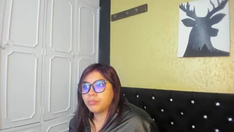 Danna Garza online show from February 2025 03:59:01 AM