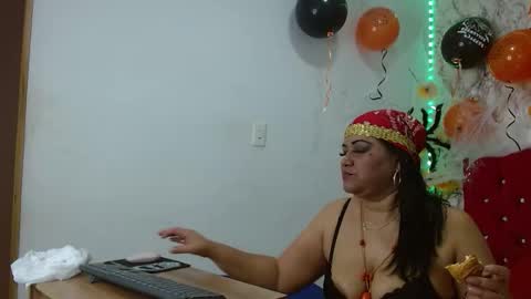 dannalanegra2 online show from November 2025 04:53:02 PM