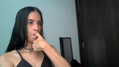 Dannali22 online show from July 2026 07:33:02 PM