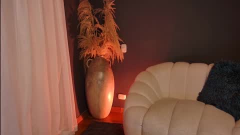 Danna online show from January 2025 04:38:01 AM