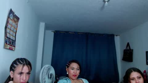 dannamomcerrat online show from February 2025 03:50:02 AM