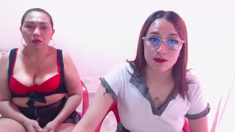 dannamomcerratt online show from March 2026 09:54:01 PM