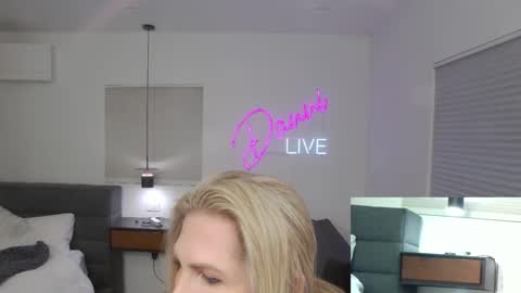 Snapshot of dannidaniels chatting on January 2025 10:56:01 PM DANNI DANIELS online show from January 2025 10:56:01 PM