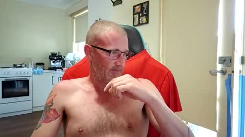 dannozdirekt online show from November 2025 08:55:01 PM