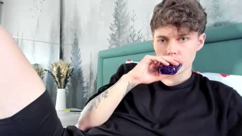 Snapshot of danny_love01 chatting on February 2025 12:05:02 PM danny online show from February 2025 12:05:02 PM