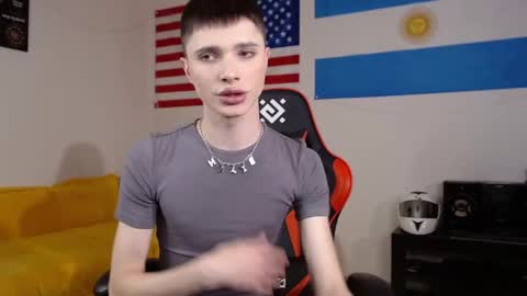 Danny online show from November 2025 02:07:02 PM