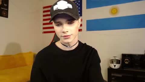 Danny online show from November 2025 12:04:02 PM