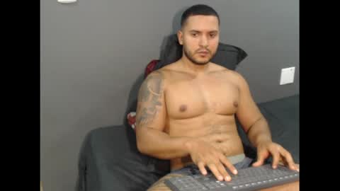 Snapshot of dantebrown1 chatting on June 2026 01:25:02 AM dantebrown1 online show from June 2026 01:25:02 AM
