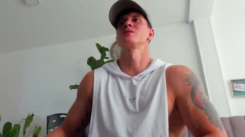 Snapshot of dantecummingss chatting on December 2025 05:41:01 PM Dante online show from December 2025 05:41:01 PM