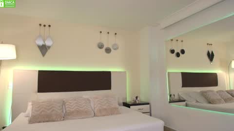 Dante online show from March 2025 05:11:02 PM