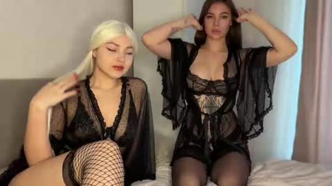 Snapshot of danteetbeatrix chatting on February 2026 08:24:02 AM DanteetBeatrix online show from February 2026 08:24:02 AM