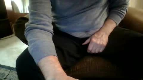 Snapshot of dantibb44 chatting on March 2026 03:45:02 AM danny online show from March 2026 03:45:02 AM