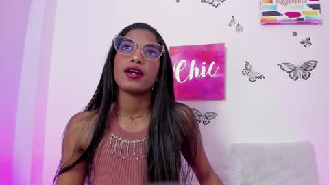 Snapshot of dany_brownie chatting on March 2025 08:18:02 PM hi im DanyBest Squirter here on cb online show from March 2025 08:18:02 PM