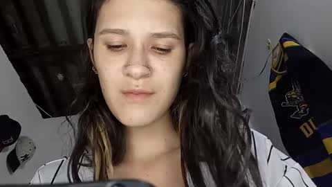 Snapshot of dany_candyy chatting on December 2025 07:35:01 AM Dani online show from December 2025 07:35:01 AM