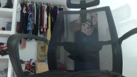 Daniela online show from December 2025 09:47:01 AM