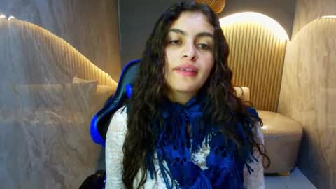 Dany online show from November 2025 01:44:01 PM