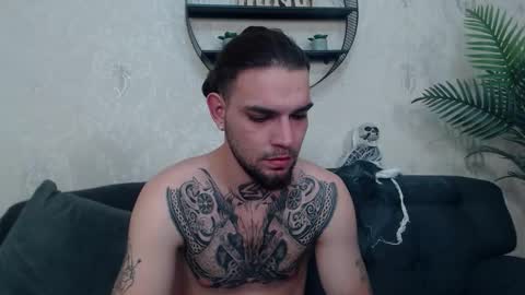 Danyel online show from October 2025 06:54:01 PM