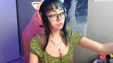 Snapshot of danyelleeyermann chatting on April 2026 01:17:02 PM danyelleeyermann online show from April 2026 01:17:02 PM