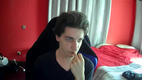 danywhiteyb online show from May 2026 09:58:02 AM