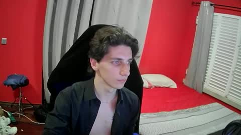 danywhiteyb online show from May 2026 12:18:01 AM