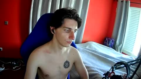 danywhiteyb online show from July 2026 12:44:01 PM