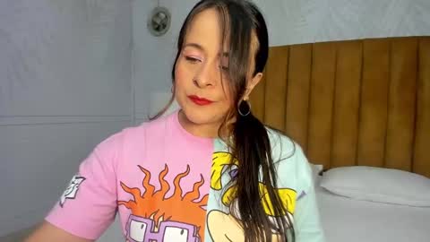 Daphne online show from January 2025 02:18:02 AM