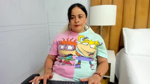 Daphne online show from February 2025 08:21:02 AM