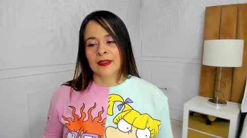 Daphne online show from February 2025 02:29:01 AM