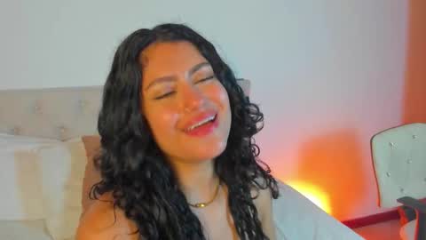 Antonella Mora online show from March 2026 01:05:02 PM