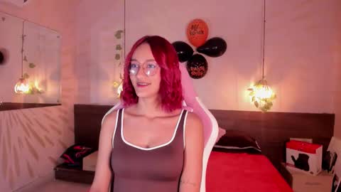 Daphne online show from October 2025 03:17:02 AM