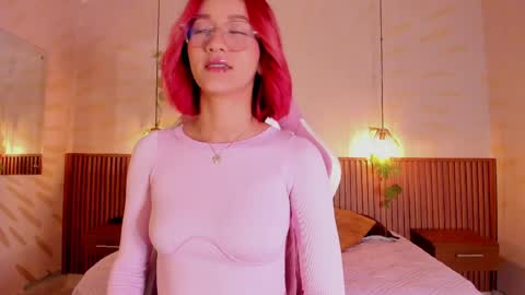 Daphne online show from June 2026 02:07:01 AM