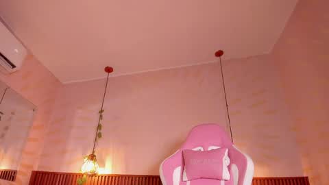 Daphne online show from June 2026 06:52:02 AM