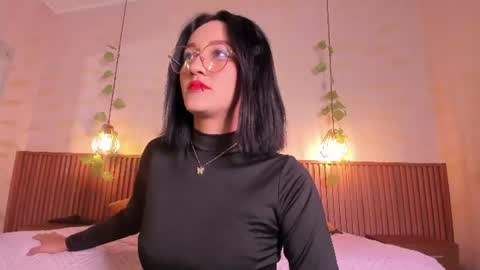 Daphne online show from June 2026 03:25:01 AM