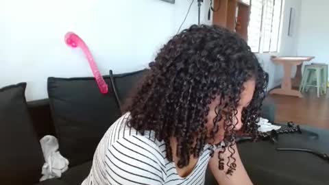 Snapshot of daphne_grande chatting on February 2026 12:58:01 PM daphne_grande online show from February 2026 12:58:01 PM